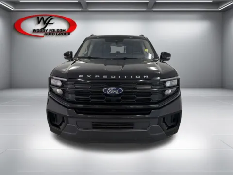 Photos of 2025 Ford Expedition Active for sale in Baxley, GA at Woody Folsom Ford