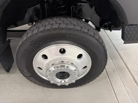 More photos of 2022 Ford Super Duty F-450 DRW LARIAT at Woody Folsom Ford, GA