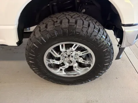 More photos of 2023 Ford Super Duty F-250 SRW LARIAT at Woody Folsom Ford, GA