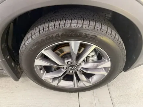 More photos of 2023 INFINITI QX60 LUXE at Woody Folsom Nissan of Baxley, GA