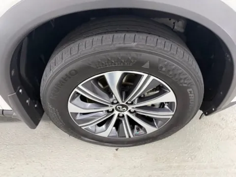 More photos of 2023 INFINITI QX60 PURE at Woody Folsom Nissan of Baxley, GA