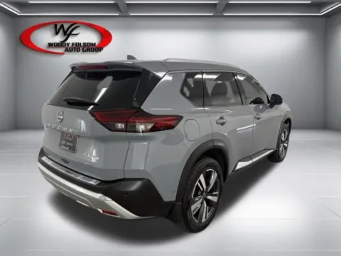 More photos of 2023 Nissan Rogue Platinum at Woody Folsom Nissan of Baxley, GA