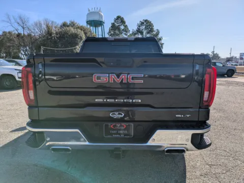 More photos of 2019 GMC Sierra 1500 SLT at Woody Folsom Nissan of Vidalia, GA