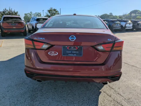 More photos of 2019 Nissan Altima 2.5 SL at Woody Folsom Nissan of Vidalia, GA