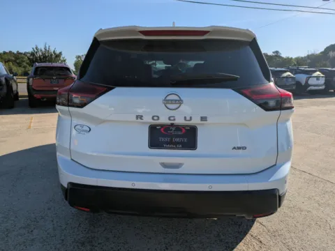More photos of 2025 Nissan Rogue SV at Woody Folsom Nissan of Vidalia, GA