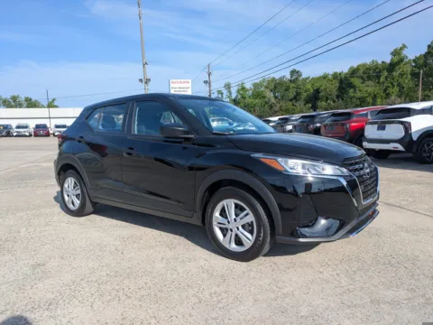 Black 2025 Nissan Kicks Play S for sale in Vidalia, GA