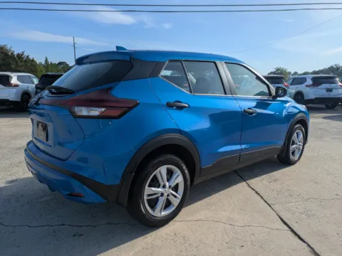 More photos of 2025 Nissan Kicks Play S at Woody Folsom Nissan of Vidalia, GA