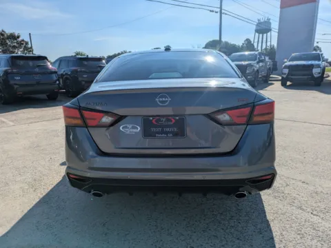 More photos of 2024 Nissan Altima 2.5 SR at Woody Folsom Nissan of Vidalia, GA