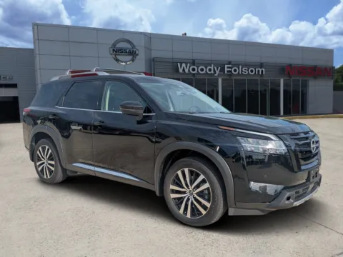 Black 2024 Nissan Pathfinder Platinum for sale in Vidalia, GA