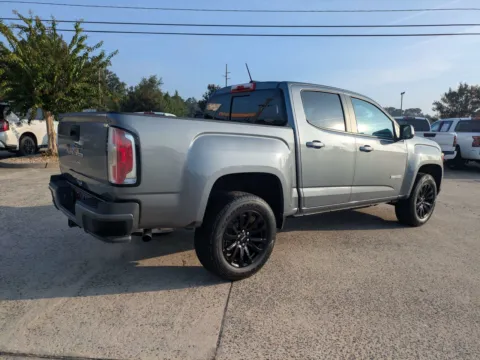 More photos of 2022 GMC Canyon 2WD Elevation at Woody Folsom Nissan of Vidalia, GA