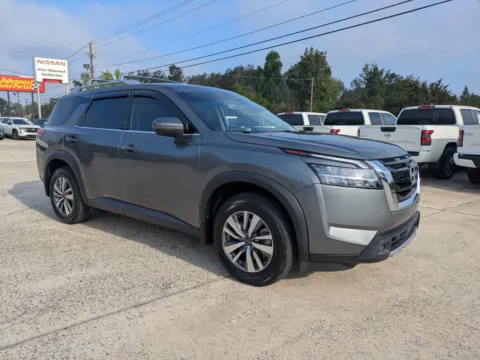 Photos of 2023 Nissan Pathfinder SL for sale in Vidalia, GA at Woody Folsom Nissan of Vidalia