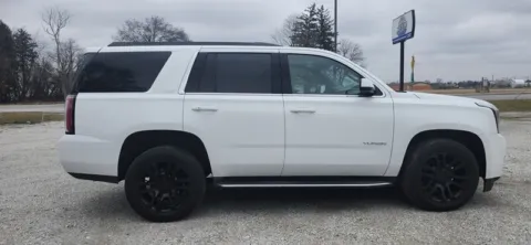 More photos of 2018 GMC Yukon SLT at Auto Island, IN