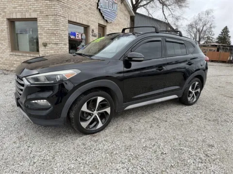 Black 2017 Hyundai TUCSON Value for sale in Wanatah, IN