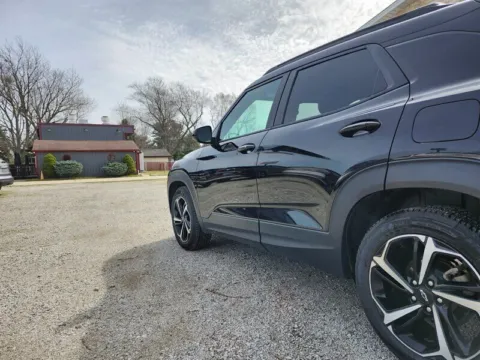 Another view of 2022 Chevrolet Trailblazer RS for sale in Wanatah, IN at Auto Island
