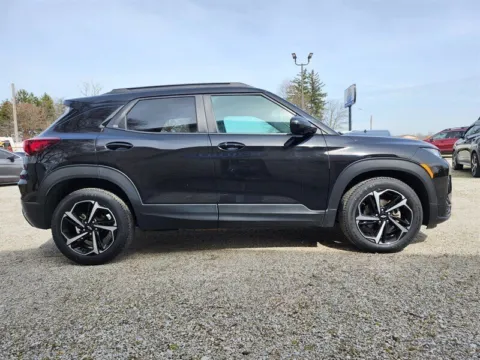 More photos of 2022 Chevrolet Trailblazer RS at Auto Island, IN
