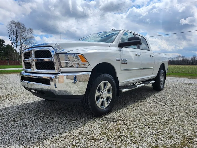 White 2017 RAM 2500 SLT for sale in Wanatah, IN