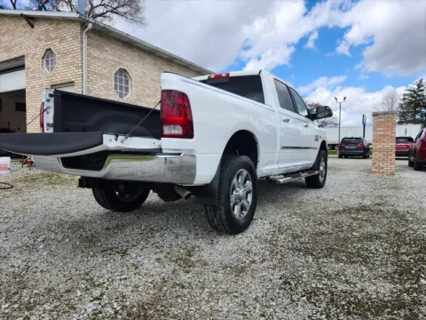 More photos of 2017 RAM 2500 SLT at Auto Island, IN