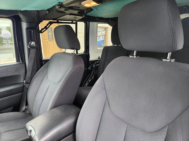 2016 Jeep Wrangler Unlimited Sport S - Photo 18