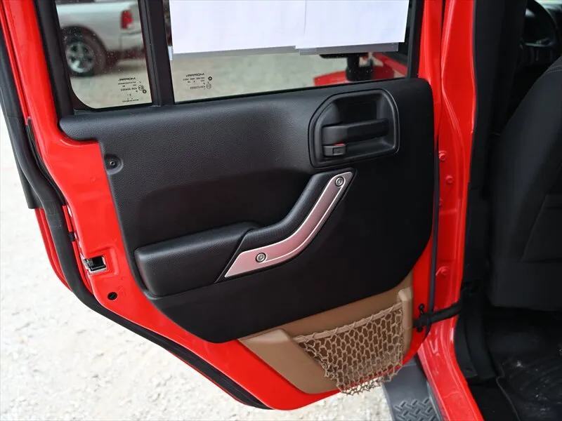 2016 Jeep Wrangler Unlimited Sahara - Photo 51