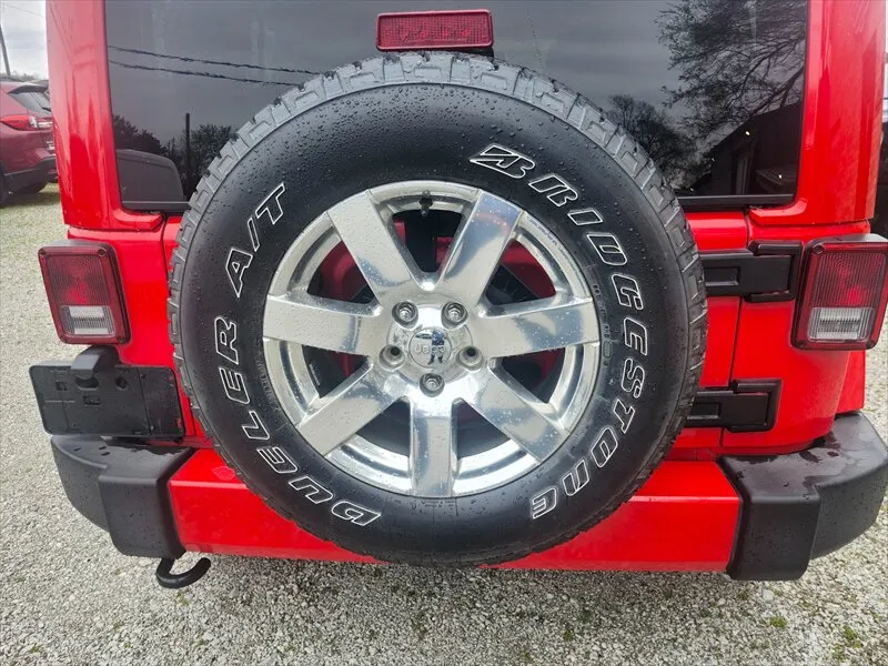 2016 Jeep Wrangler Unlimited Sahara - Photo 6