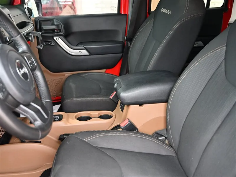 2016 Jeep Wrangler Unlimited Sahara - Photo 44