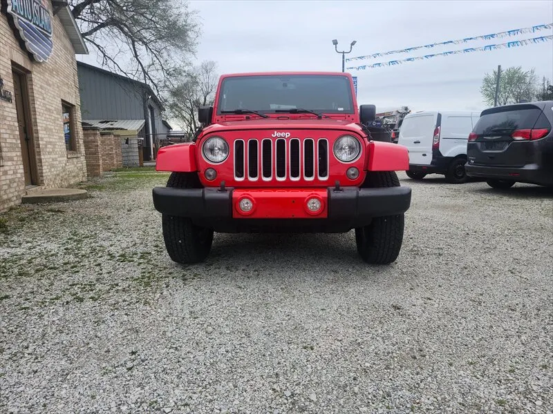 2016 Jeep Wrangler Unlimited Sahara - Photo 16