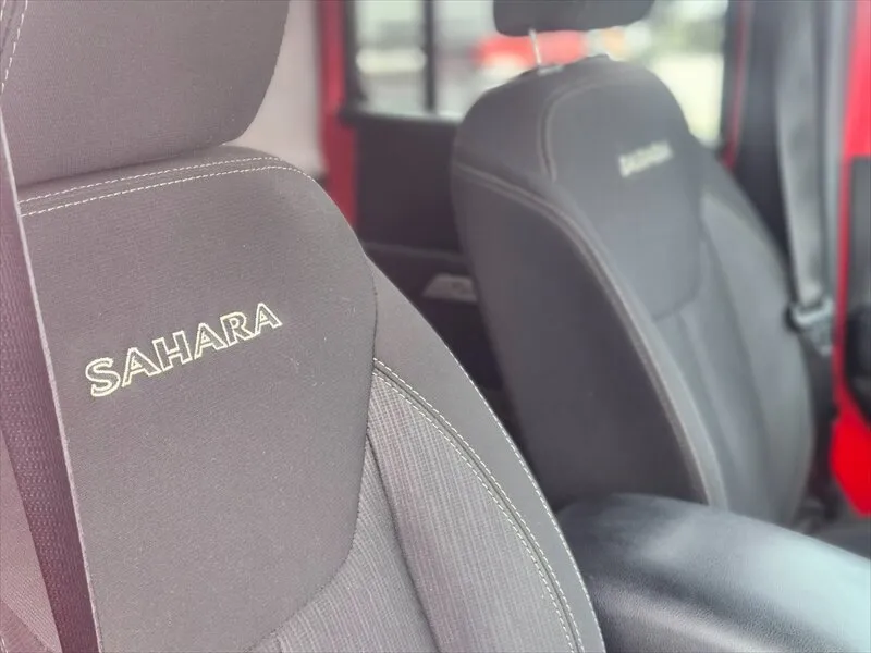 2016 Jeep Wrangler Unlimited Sahara - Photo 30