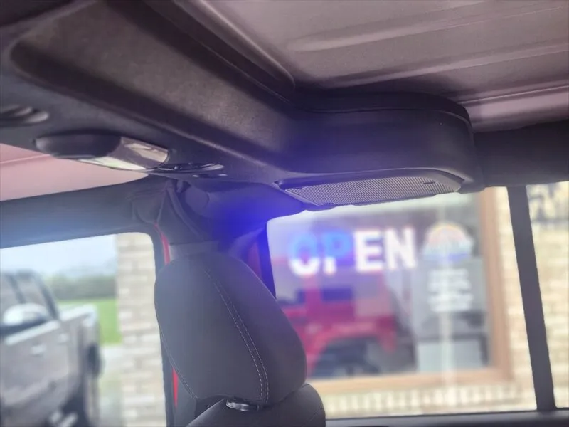 2016 Jeep Wrangler Unlimited Sahara - Photo 27