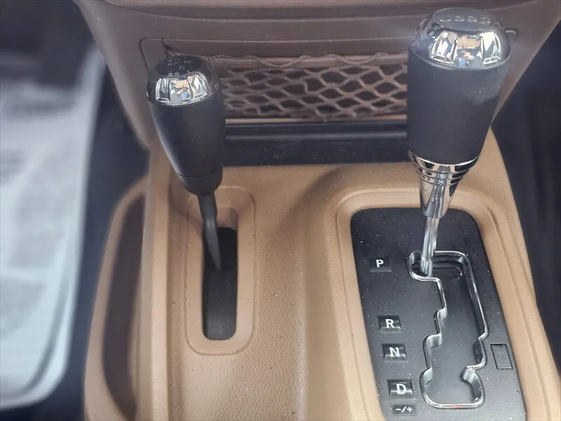 2016 Jeep Wrangler Unlimited Sahara - Photo 25