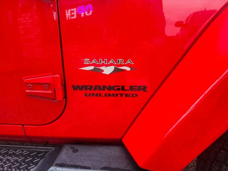 2016 Jeep Wrangler Unlimited Sahara - Photo 14