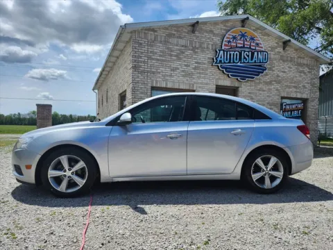 Photos of 2014 Chevrolet Cruze 2LT Auto for sale in Wanatah, IN at Auto Island