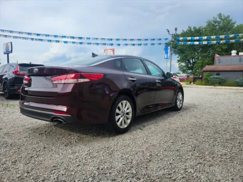 More photos of 2018 Kia Optima LX at Auto Island, IN
