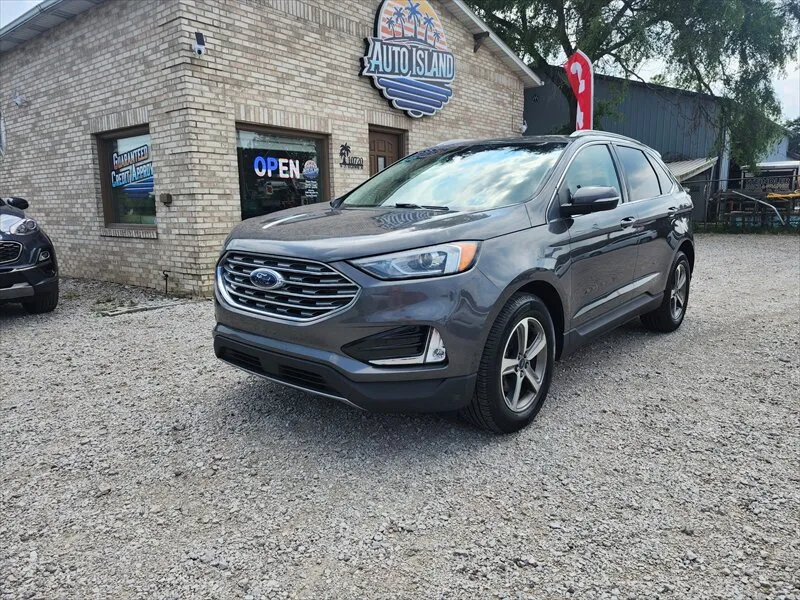 Beige 2019 Ford Edge SEL for sale in Wanatah, IN