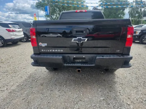 More photos of 2018 Chevrolet Silverado 1500 LT Z71 at Auto Island, IN