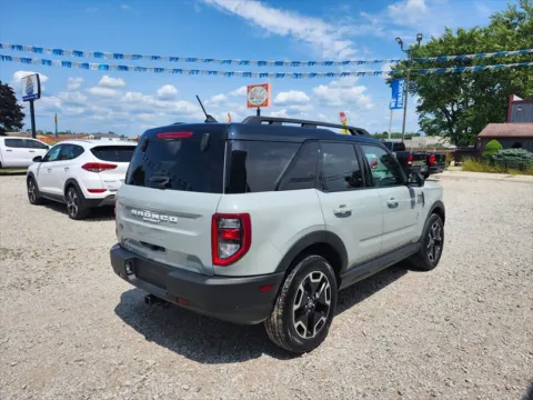 More photos of 2022 Ford Bronco Sport Outer Banks at Auto Island, IN