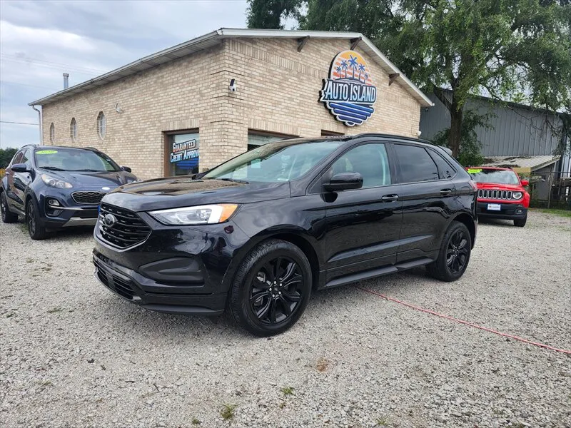 Black 2024 Ford Edge SE for sale in Wanatah, IN