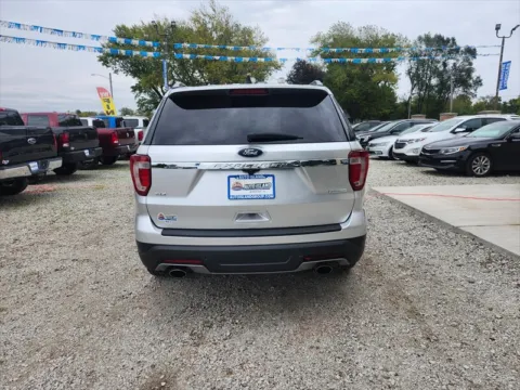 More photos of 2018 Ford Explorer XLT at Auto Island, IN