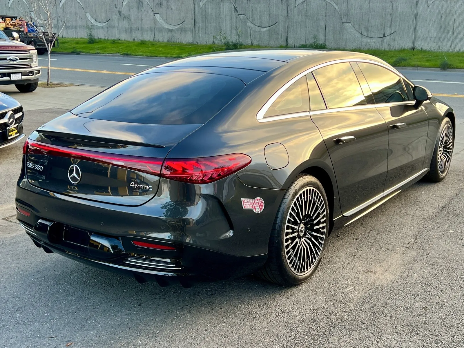 More photos of 2022 Mercedes-Benz EQS 580 at Marin Imports, CA