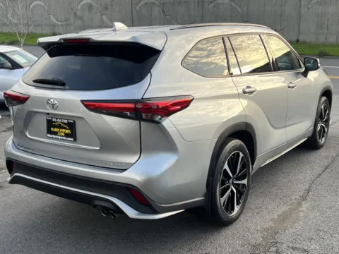 More photos of 2021 Toyota Highlander XSE at Marin Imports, CA