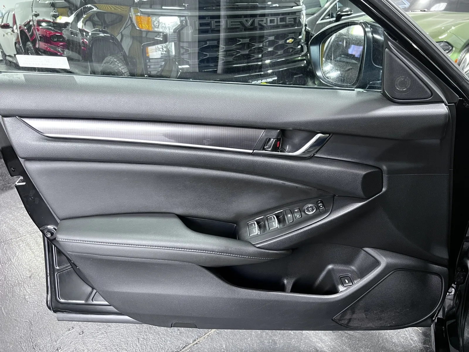 2022 Honda Accord Sport - Photo 24