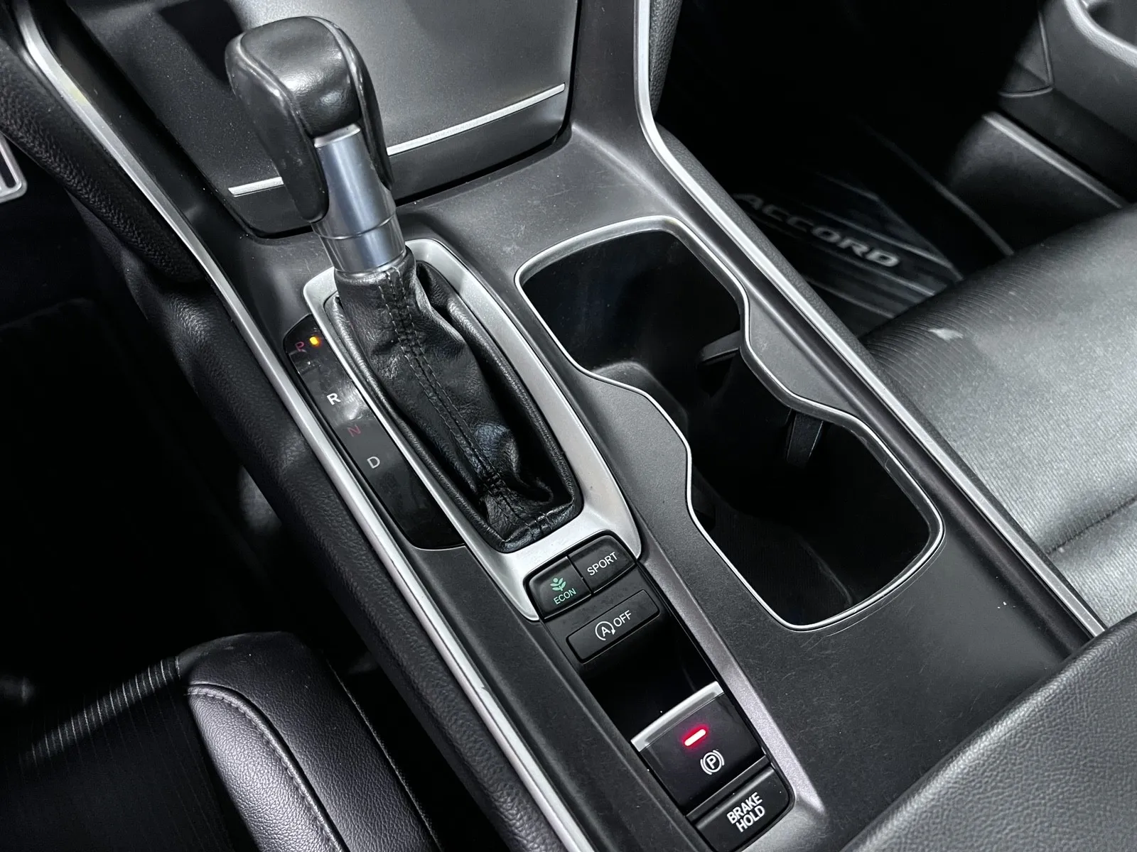 2022 Honda Accord Sport - Photo 20