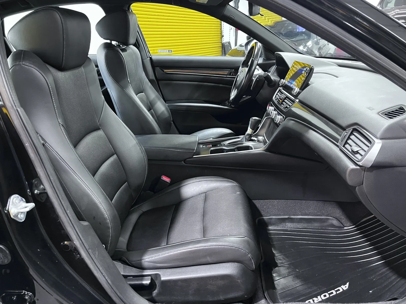 2022 Honda Accord Sport - Photo 17
