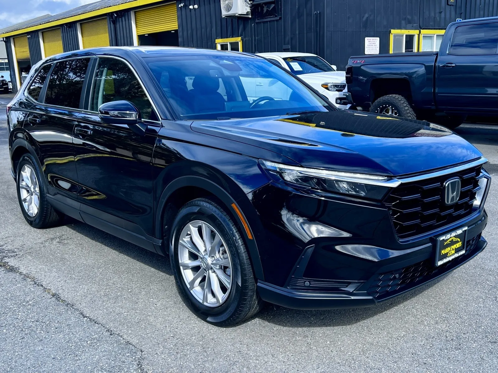 More photos of 2023 Honda CR-V EX-L at Marin Imports, CA