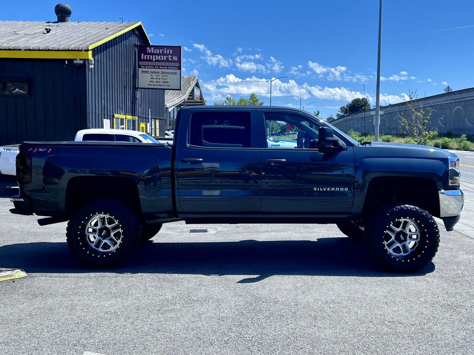 More photos of 2018 Chevrolet Silverado 1500 LT at Marin Imports, CA