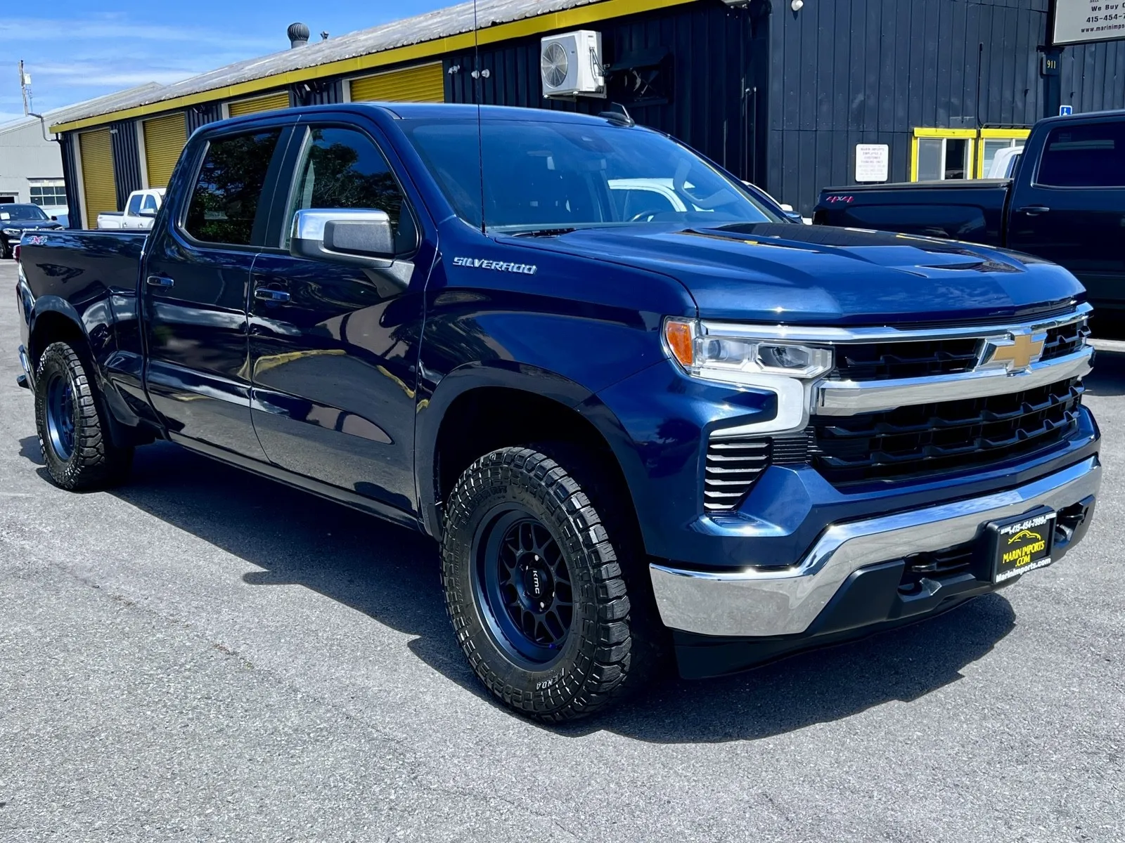 More photos of 2022 Chevrolet Silverado 1500 LT at Marin Imports, CA