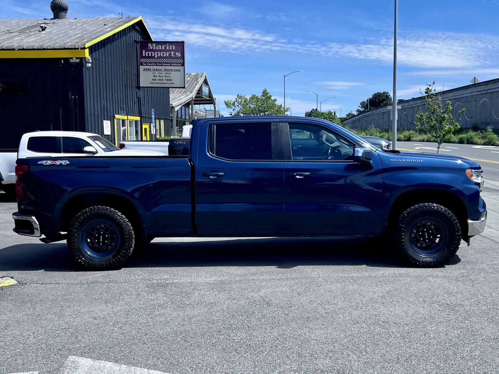 More photos of 2022 Chevrolet Silverado 1500 LT at Marin Imports, CA
