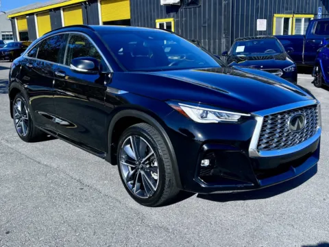 More photos of 2023 INFINITI QX55 LUXE at Marin Imports, CA