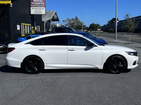 More photos of 2022 Honda Accord Sedan Sport SE at Marin Imports, CA