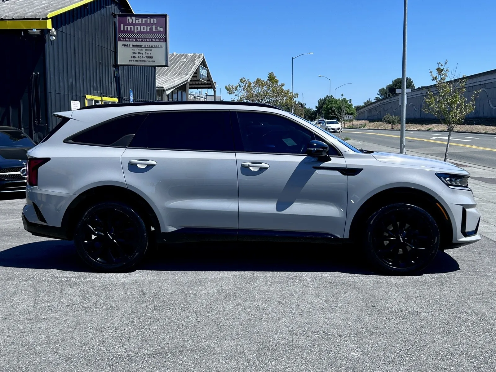 More photos of 2022 Kia Sorento SX Prestige at Marin Imports, CA