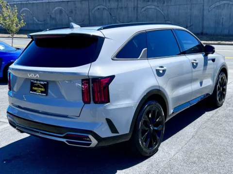 More photos of 2022 Kia Sorento SX Prestige at Marin Imports, CA